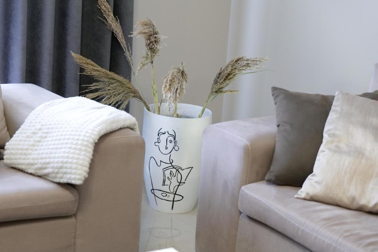 Luxury Condo In تيرانا المظهر الخارجي الصورة