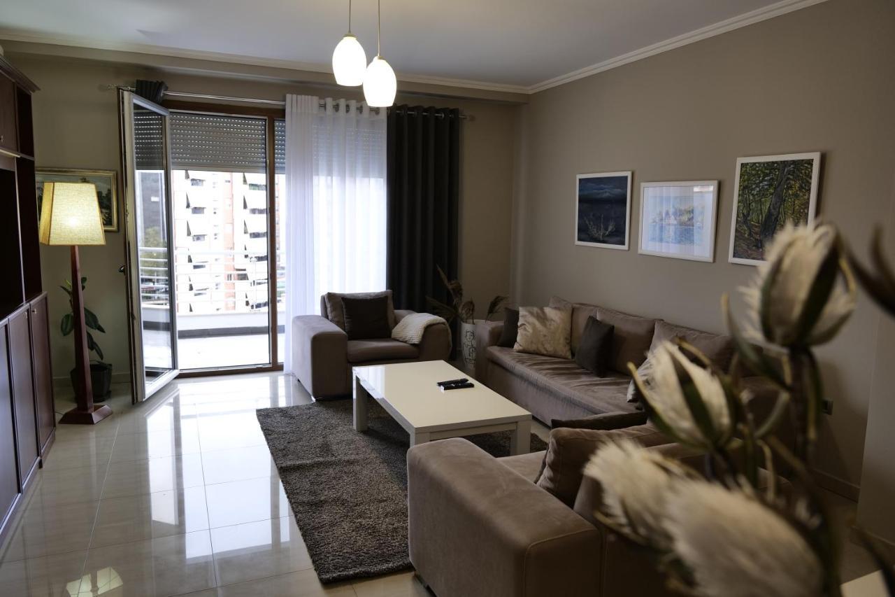 Luxury Condo In تيرانا المظهر الخارجي الصورة